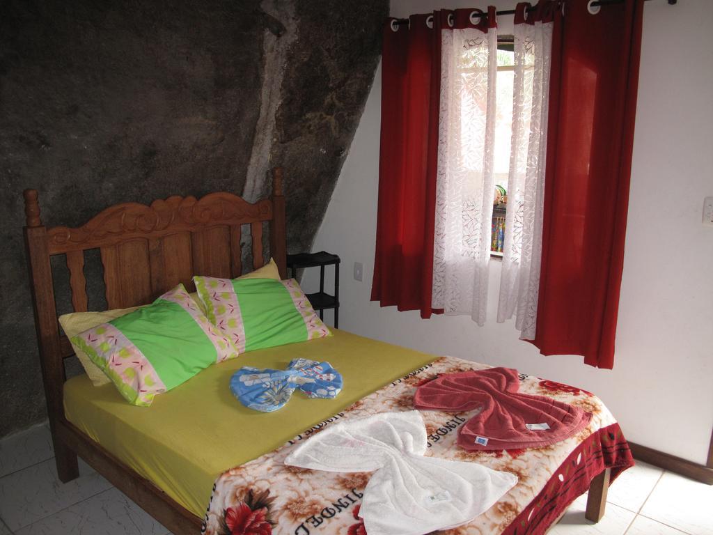 Suites Cantinho Da Pedra Илья-Гранди Номер фото